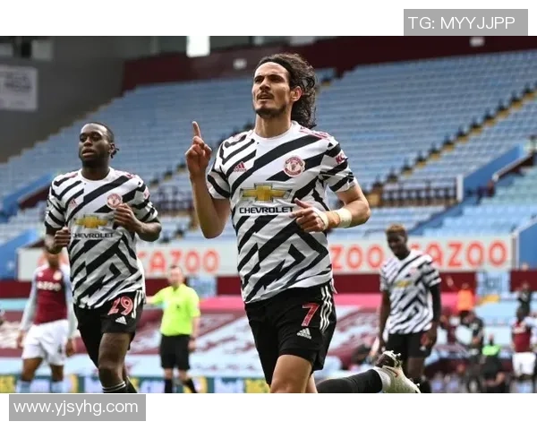 欧冠激战利物浦与曼联战成平局补时进球引发全场狂欢与转会传闻交织