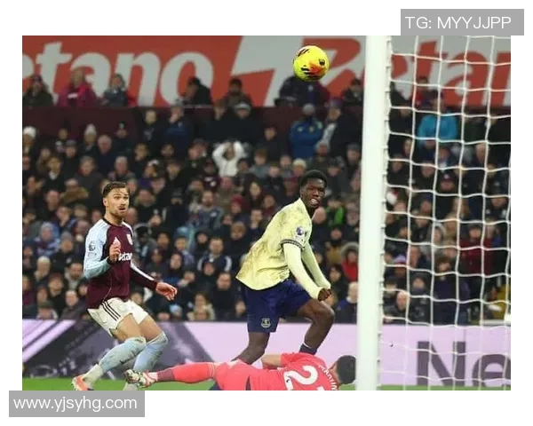 英超激战阿森纳大胜莱比锡点球争议引发全场热议